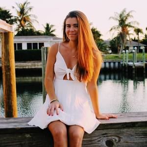 Meet your Posher, Casey